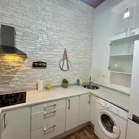 Gatu Casa Lola , 